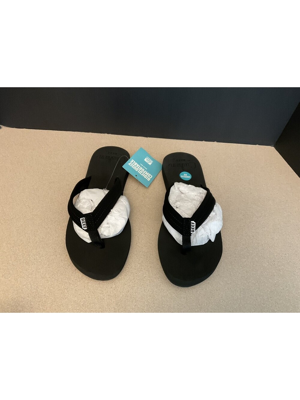New! Womens REEF Cushion Breeze Black Flip Flops/Sandals. Size 9. Nice!!!